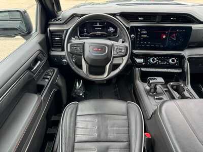 2024 GMC 1500 Crew Cab, $59999. Photo 10