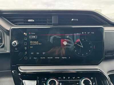 2024 GMC 1500 Crew Cab, $59999. Photo 3