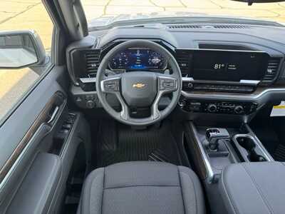 2026 Chevrolet 1500 Crew Cab, $56670.0. Photo 10