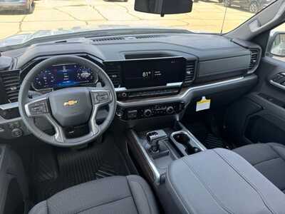 2026 Chevrolet 1500 Crew Cab, $56670.0. Photo 11