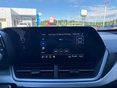 2026 Chevrolet Trax, $23740.0. Photo 3