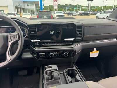 2026 Chevrolet 1500 Crew Cab, $71385.0. Photo 2