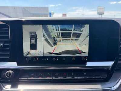 2025 Chevrolet 1500 Crew Cab, $56895. Photo 4