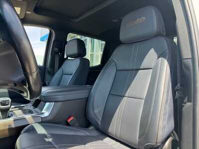 2025 Chevrolet 1500 Crew Cab, $56895. Photo 6