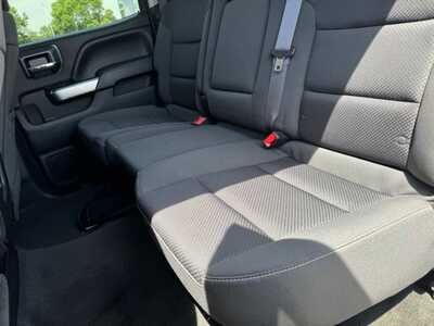 2016 Chevrolet 3500 Crew Cab, $37499. Photo 7