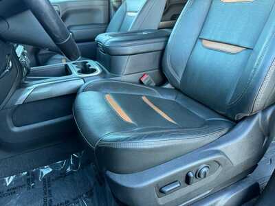 2019 GMC 1500 Crew Cab, $27499. Photo 5
