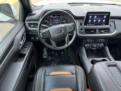 2021 GMC Yukon XL, $39599. Photo 12