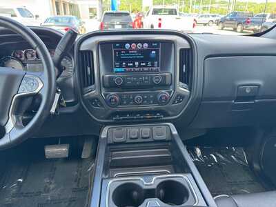 2017 Chevrolet 1500 Crew Cab, $23895. Photo 2