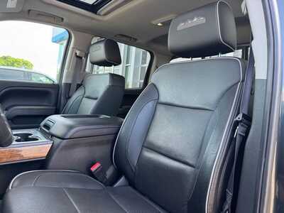2017 Chevrolet 1500 Crew Cab, $23895. Photo 6