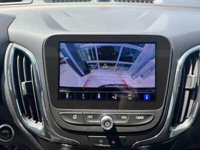 2022 Chevrolet Equinox, $23695. Photo 4