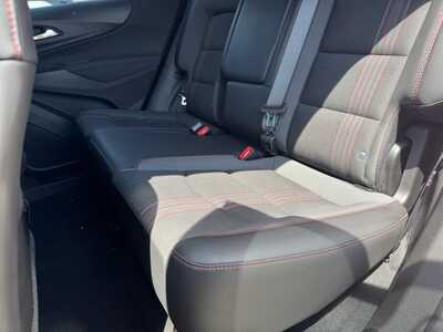 2022 Chevrolet Equinox, $23695. Photo 7