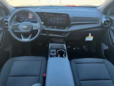 2026 Chevrolet Equinox, $31145.0. Photo 9