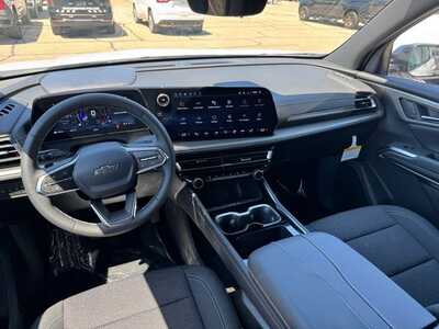 2026 Chevrolet Traverse, $46805. Photo 12