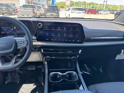 2026 Chevrolet Traverse, $46805. Photo 2
