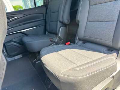 2026 Chevrolet Traverse, $46805. Photo 7
