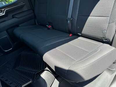 2023 Chevrolet 1500 Crew Cab, $43395. Photo 7