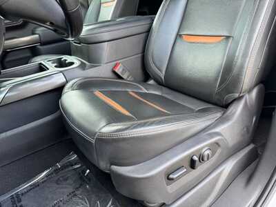 2020 GMC 1500 Crew Cab, $33599. Photo 5