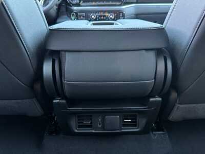 2026 Chevrolet 3500 Crew Cab, $70785.0. Photo 9