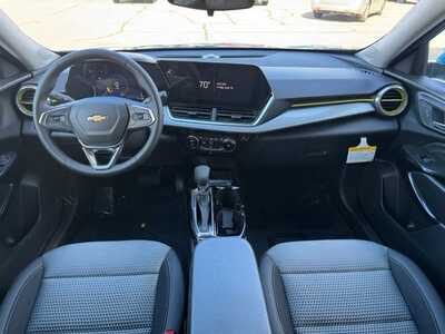 2026 Chevrolet Trax, $24335.0. Photo 9