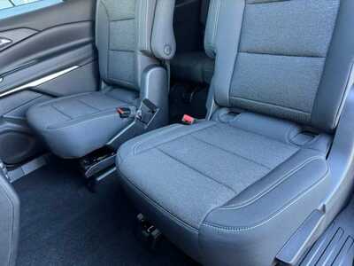 2026 Chevrolet Traverse, $44865.0. Photo 7