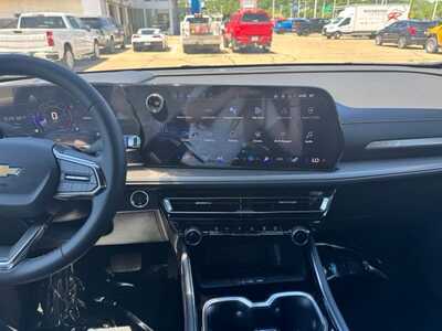 2026 Chevrolet Traverse, $47870.0. Photo 2