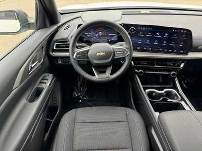 2026 Chevrolet Traverse, $44370.0. Photo 11