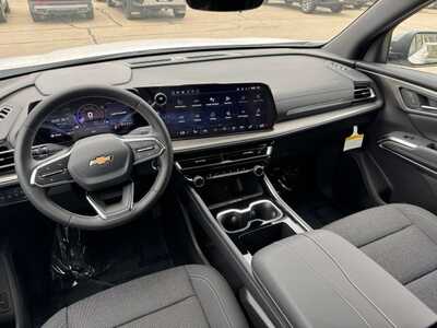 2026 Chevrolet Traverse, $44370.0. Photo 12