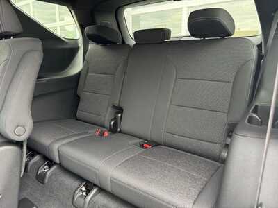 2026 Chevrolet Traverse, $44370.0. Photo 9