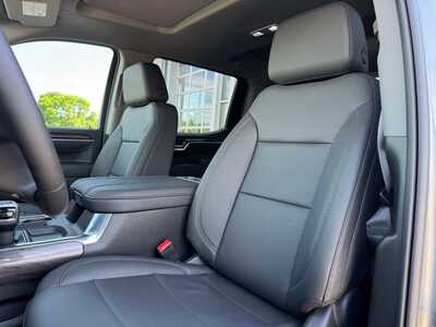 2026 Chevrolet 1500 Crew Cab, $58680.0. Photo 6