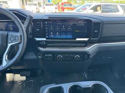 2026 Chevrolet 3500 Crew Cab, $66040.0. Photo 2