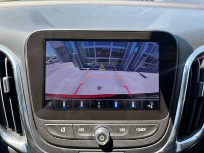 2020 Chevrolet Equinox, $16695. Photo 4