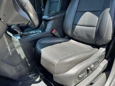 2020 Chevrolet Equinox, $16695. Photo 5