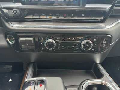 2024 Chevrolet 1500 Crew Cab, $51195. Photo 12