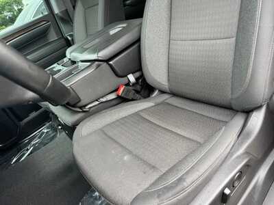 2024 Chevrolet 1500 Crew Cab, $40895. Photo 5