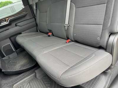 2024 Chevrolet 1500 Crew Cab, $43499. Photo 7