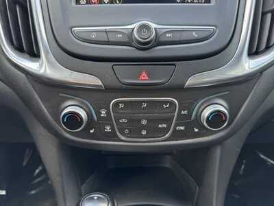 2019 Chevrolet Equinox, $14899. Photo 12
