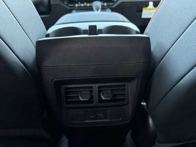2026 Chevrolet Colorado Crew Cab, $46785.0. Photo 7