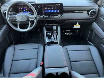 2026 Chevrolet Colorado Crew Cab, $46785.0. Photo 9