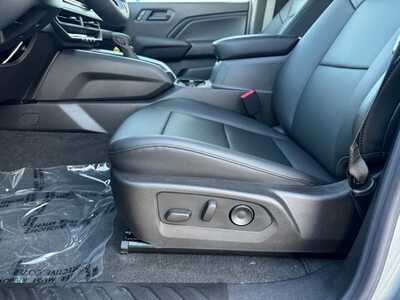 2026 Chevrolet Colorado Crew Cab, $44445.0. Photo 4