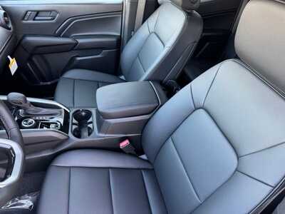 2026 Chevrolet Colorado Crew Cab, $44445.0. Photo 5