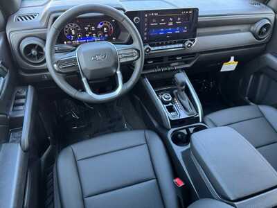2026 Chevrolet Colorado Crew Cab, $44445.0. Photo 9