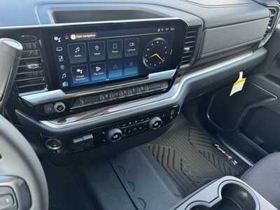 2026 Chevrolet 3500 Crew Cab, $61260.0. Photo 11