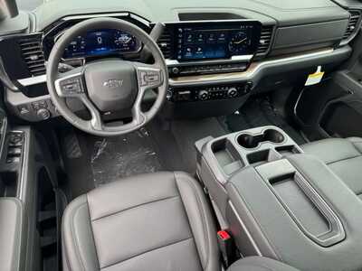 2026 Chevrolet 3500 Crew Cab, $66890.0. Photo 10