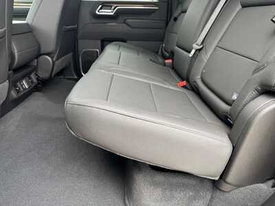 2026 Chevrolet 3500 Crew Cab, $66890.0. Photo 7