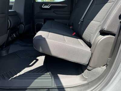 2026 Chevrolet 1500 Crew Cab, $53170.0. Photo 7