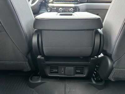 2026 Chevrolet 1500 Crew Cab, $53170.0. Photo 9