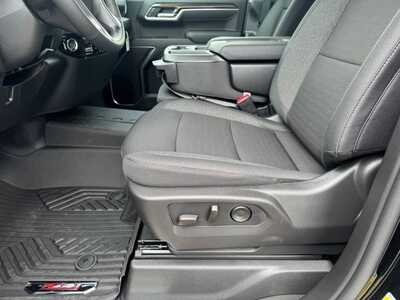 2026 Chevrolet 1500 Crew Cab, $53170.0. Photo 5