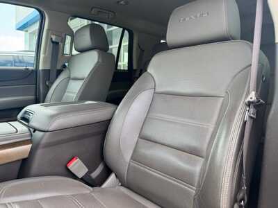 2019 GMC Yukon, $34499. Photo 6
