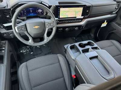 2026 Chevrolet 1500 Crew Cab, $49695.0. Photo 10