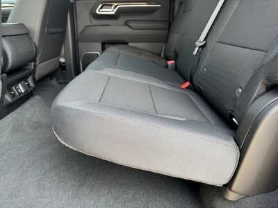 2026 Chevrolet 1500 Crew Cab, $49695.0. Photo 7